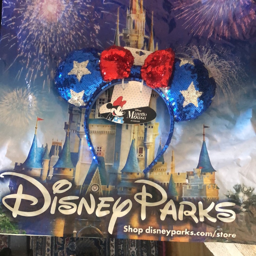 Disney “Americana” Sequins Minnie Ears 🤩 Fourth of July 🇺🇸 NWT 🤩🥳🇺🇸